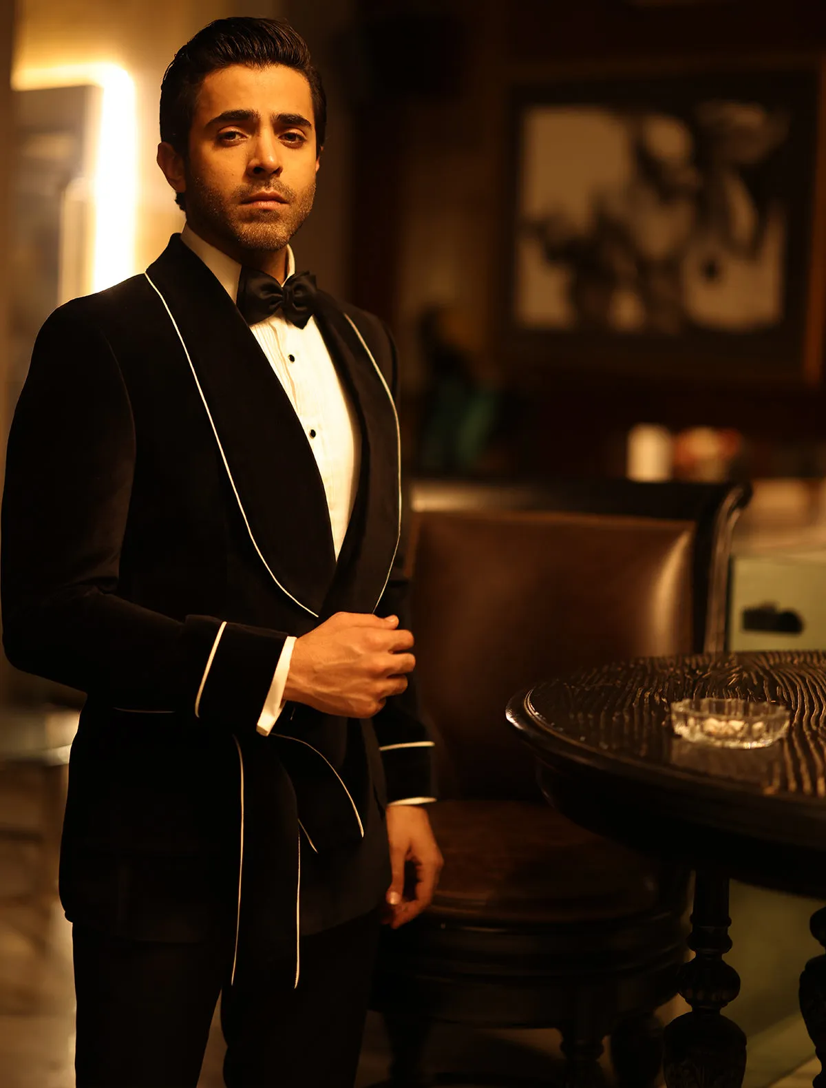 BLACK VELVET SMOKING JACKET