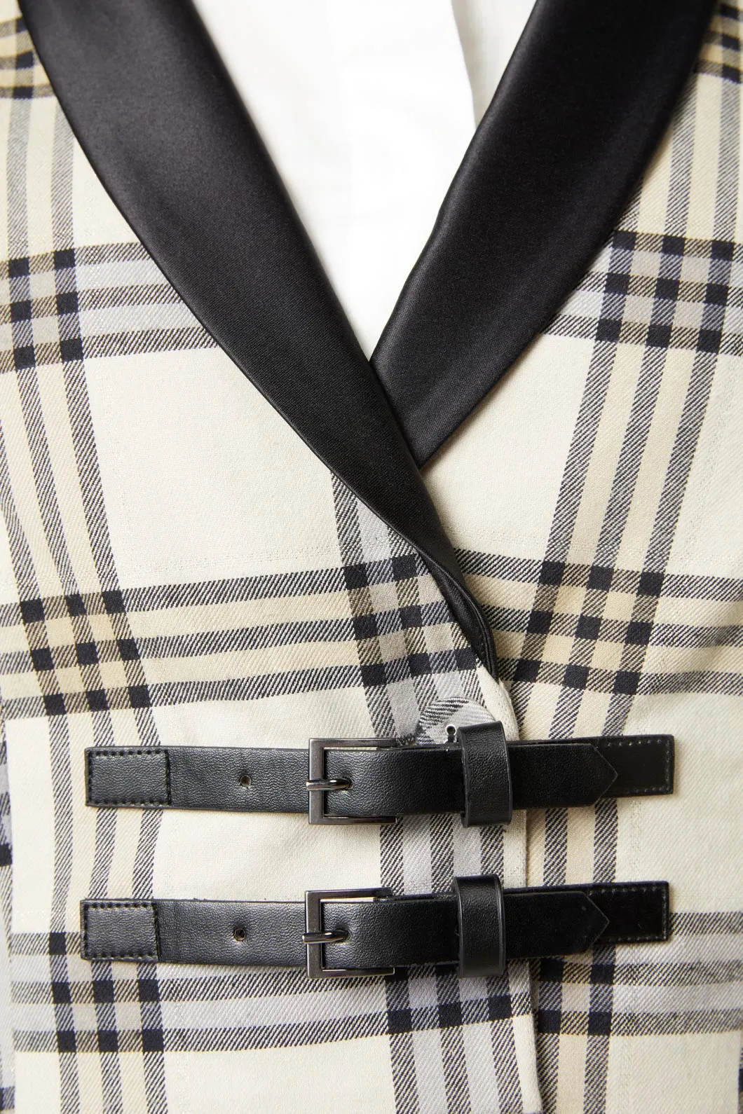 Crescent Tartan Tail Coat