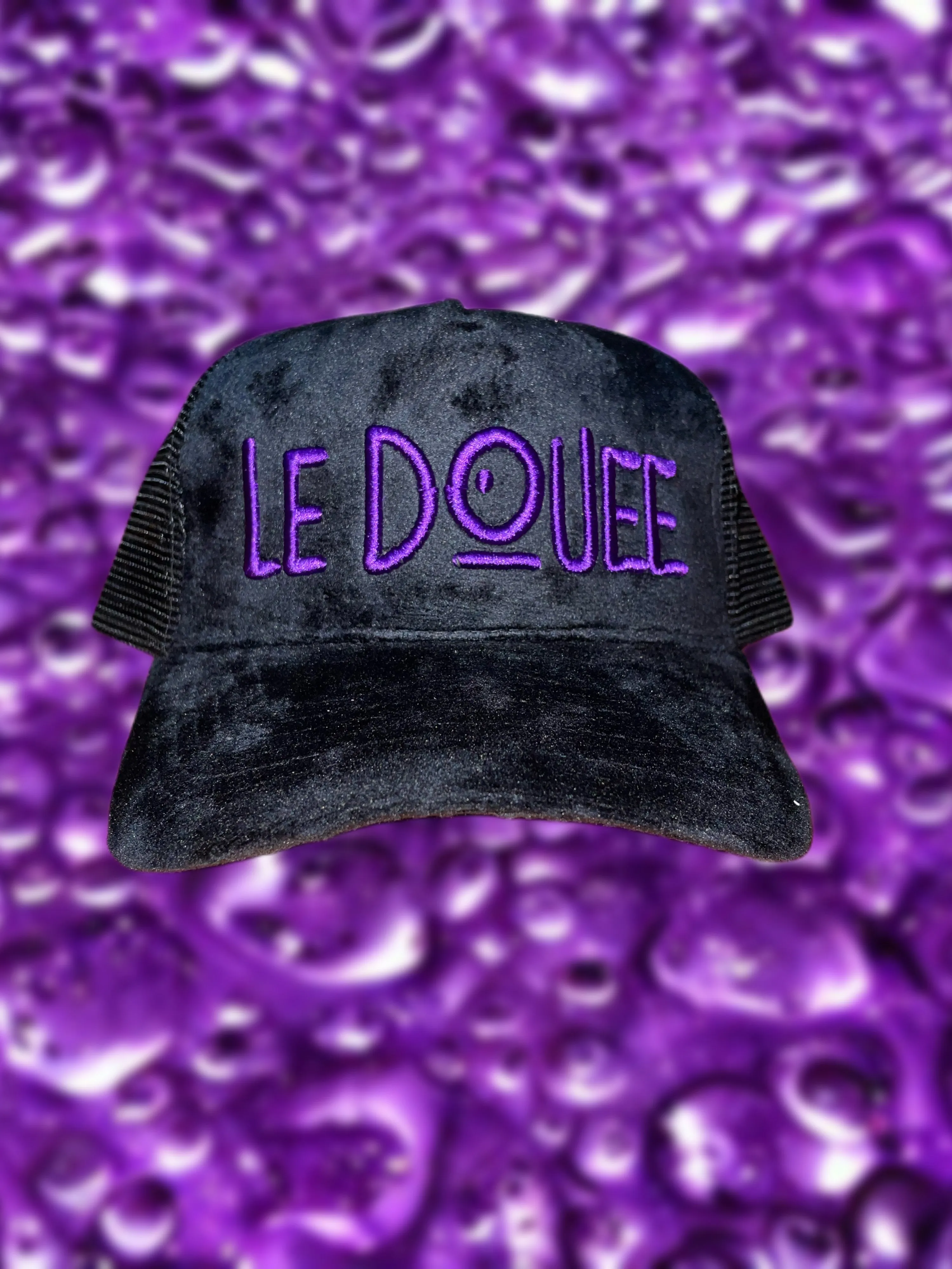 Ledouee Black Velvet/Suede Truckers