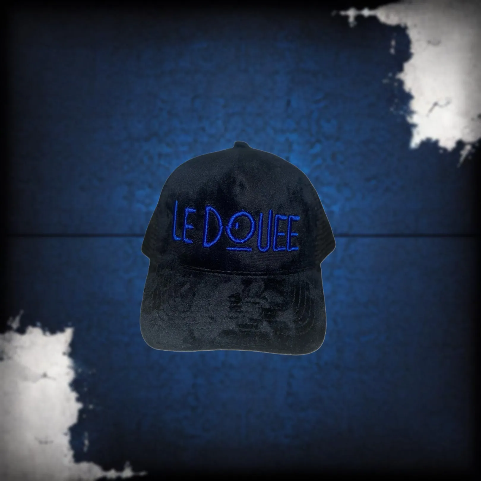 Ledouee Black Velvet/Suede Truckers