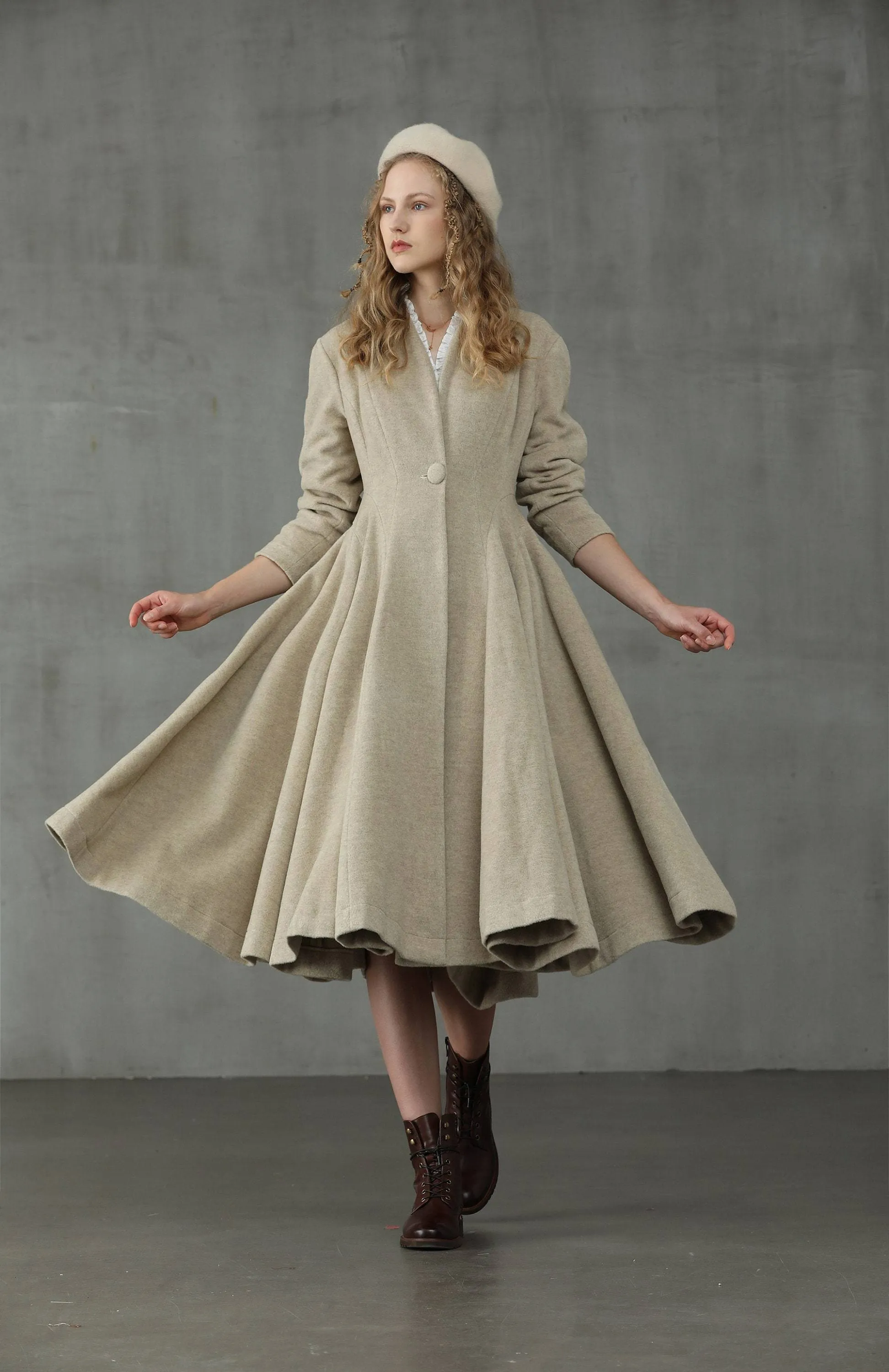 Little Women 22 | Wool Coat in Tan